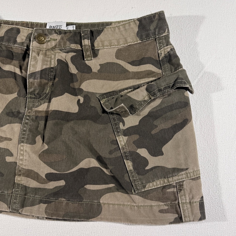Princess Polly Camouflage Skirt Women’s Size 6 - Picture 3 of 8